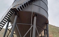 湖南在运输水泥罐的水箱时应注意什么?