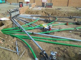 加油站输油管道